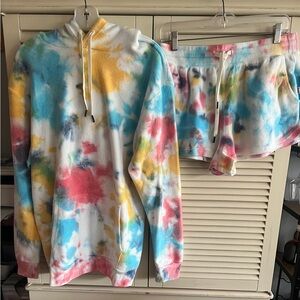 feat clothing hoodie and matching shorts in Pastel Pebble, L, NWT